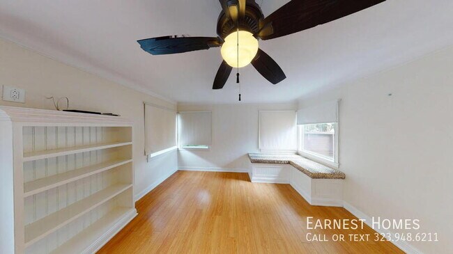 Building Photo - 2577 S Bundy Dr