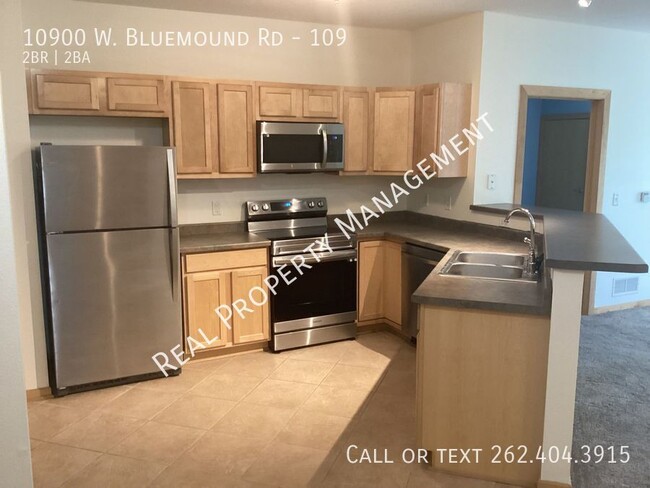 Primary Photo - 10900 W Bluemound Rd