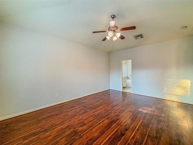 Building Photo - 6023 Indian Creek