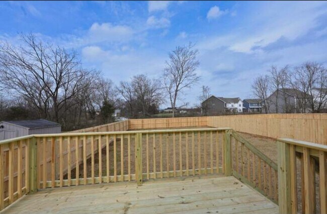 Building Photo - 1609 Elizabeth Rd