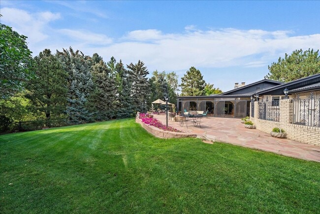 Building Photo - Gorgeous 4 bed 5 bath Luxury rental in Cherry Hills Village!