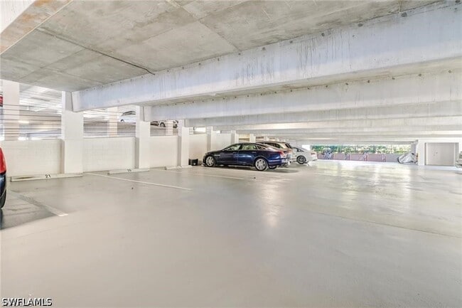 Building Photo - 6849 Grenadier Blvd