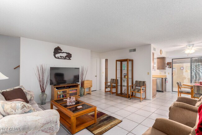 Building Photo - 16336 E Palisades Blvd
