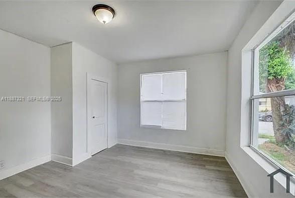 Building Photo - 1030 18th St