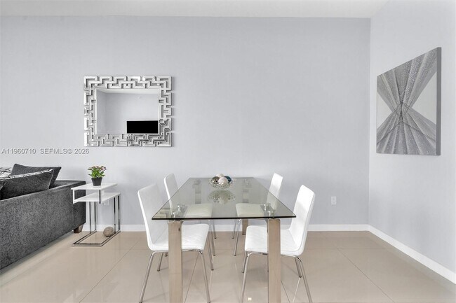 Building Photo - 488 NE 18th St