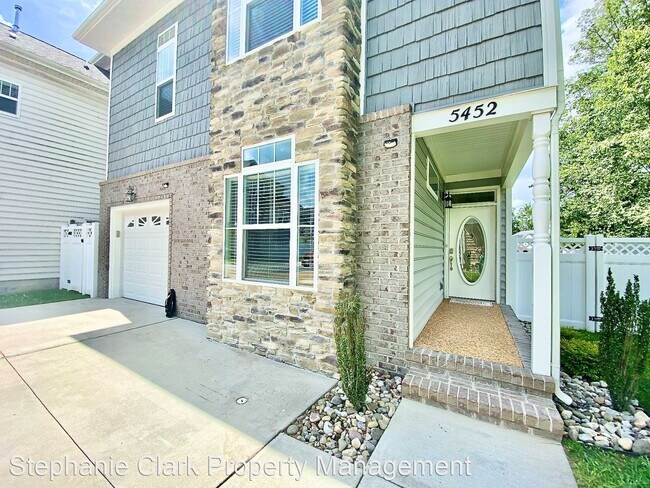 Building Photo - 4 br, 3.5 bath House - 5452 Carbon Court