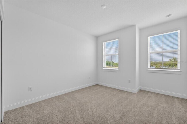 Building Photo - 15174 Field Daisy Dr