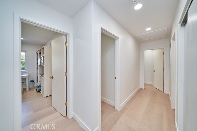 Building Photo - 6231 Lochvale Dr
