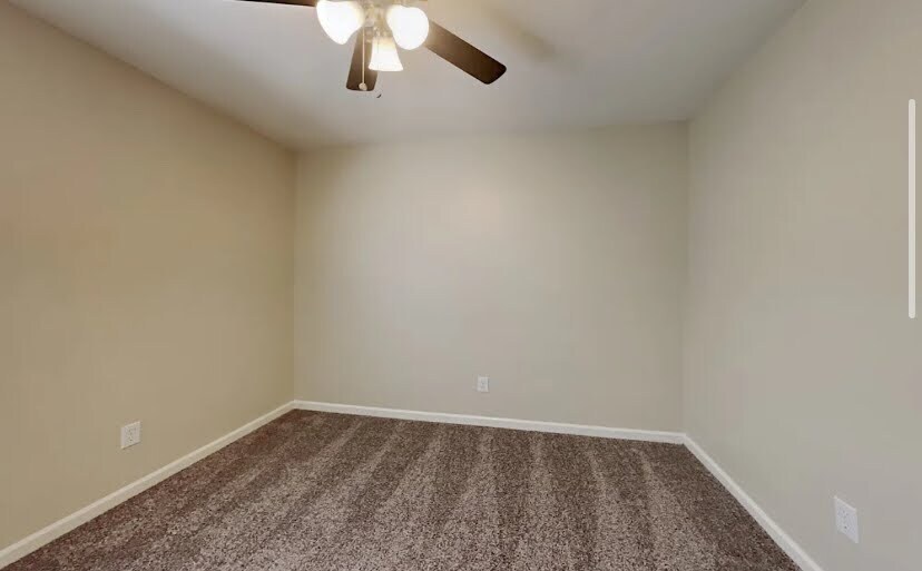 Building Photo - 7515 Starvalley Dr