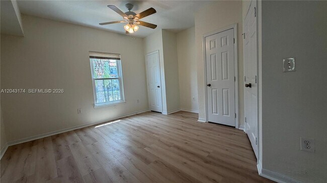 Building Photo - 23500 Walden Center Dr
