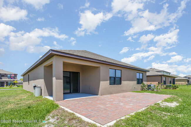 Building Photo - 6714 Topaz Dr