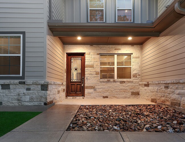 Building Photo - 16407 Wagon Wheel Rd