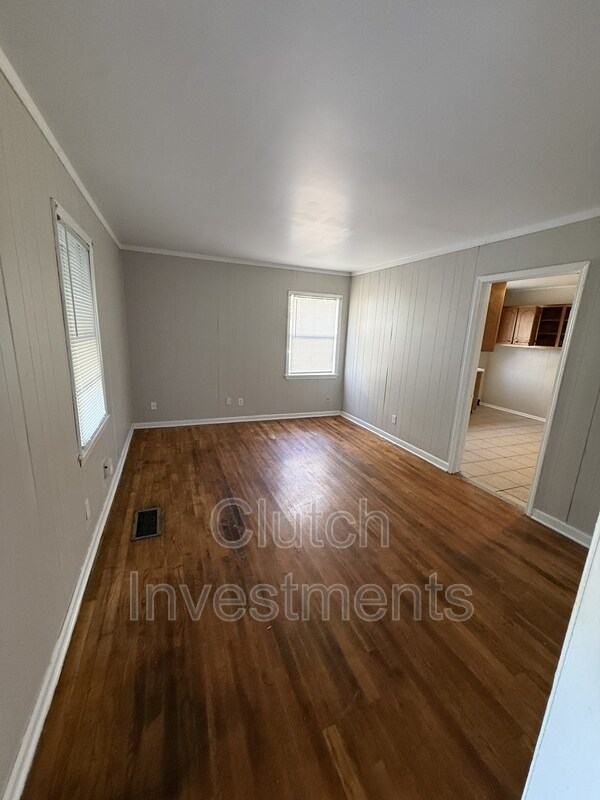 Building Photo - 4112 Truman Ave
