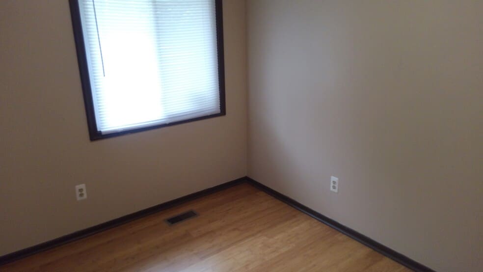 Bedroom - 176 Stoddard Ave