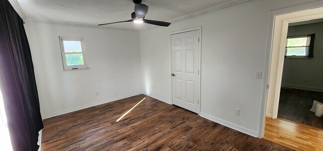 Building Photo - 169 Valleyview Dr