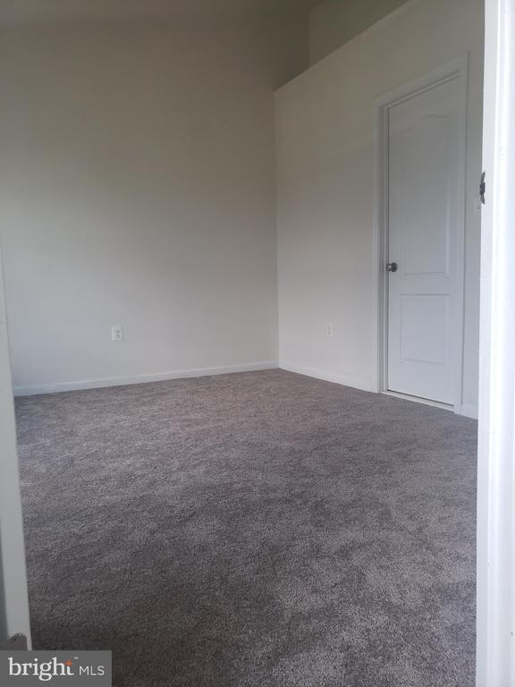 Building Photo - 43158 Whelplehill Terrace