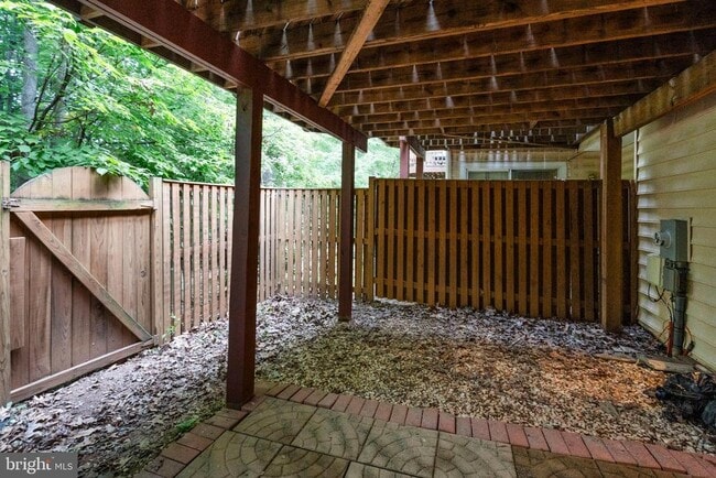 Building Photo - 4021 Fairfax Center Hunt Trail