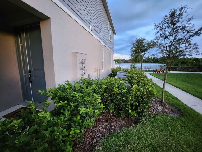 Building Photo - 913 Grand Wildmere Cove