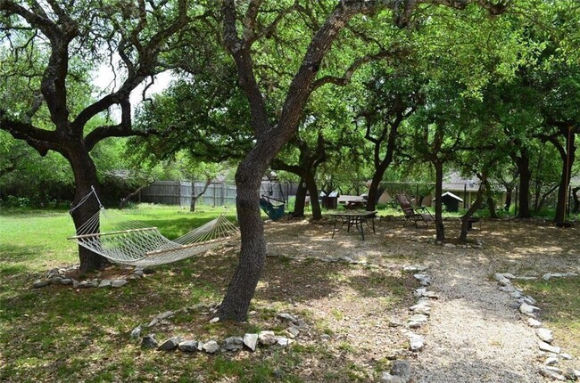 Building Photo - 696 Hill Country Trail