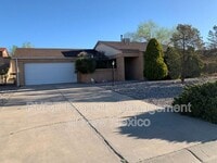 Building Photo - 4556 Platinum Dr NE