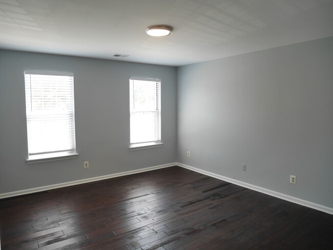 Building Photo - Recently Renovated & Move-In Ready- Bowie, MD