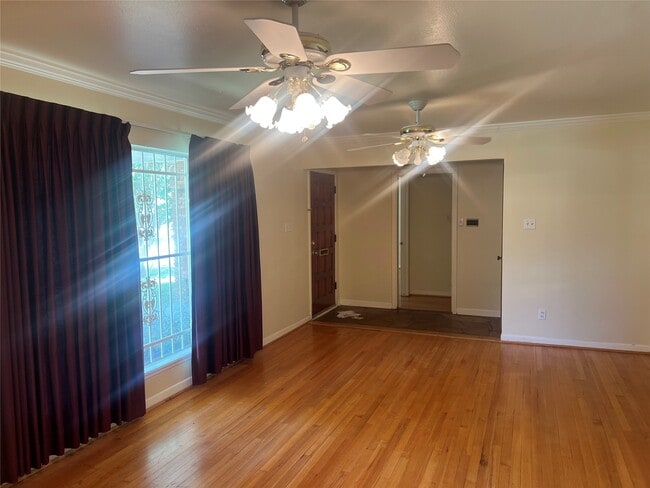 Building Photo - 3715 Latma Dr