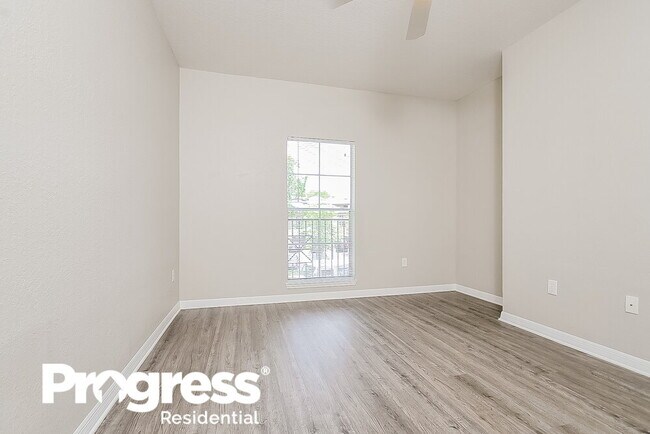 Building Photo - 8513 Lucuya Way