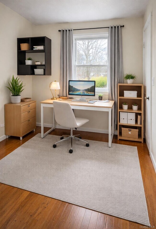 Building Photo - 112 Montrose Dr