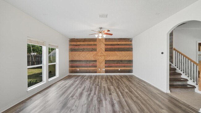 Building Photo - 568 Slippery Rock