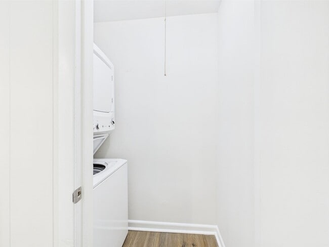 Building Photo - Cozy, 3 Bedroom Brick Cape in Fulton Hill ...