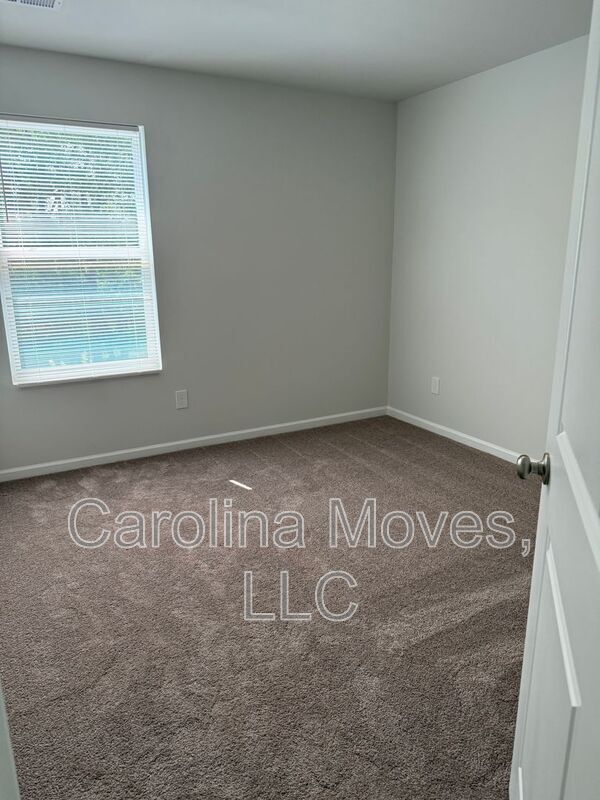 Building Photo - 1510 Alvin Pond Dr