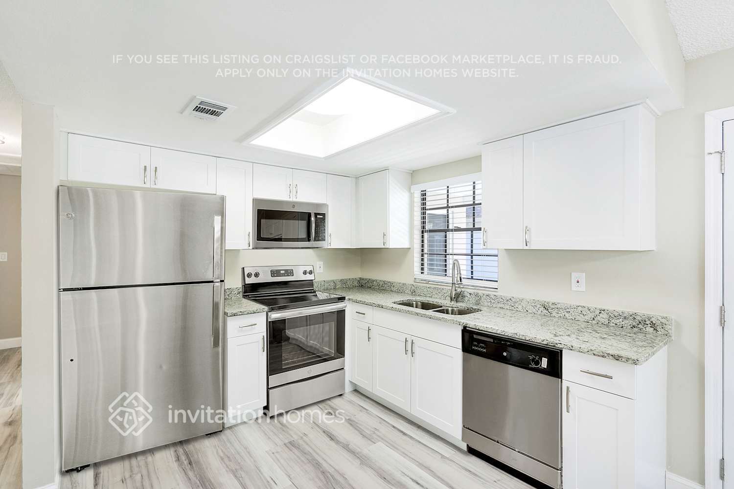Building Photo - 6330 S Selbourne Ave