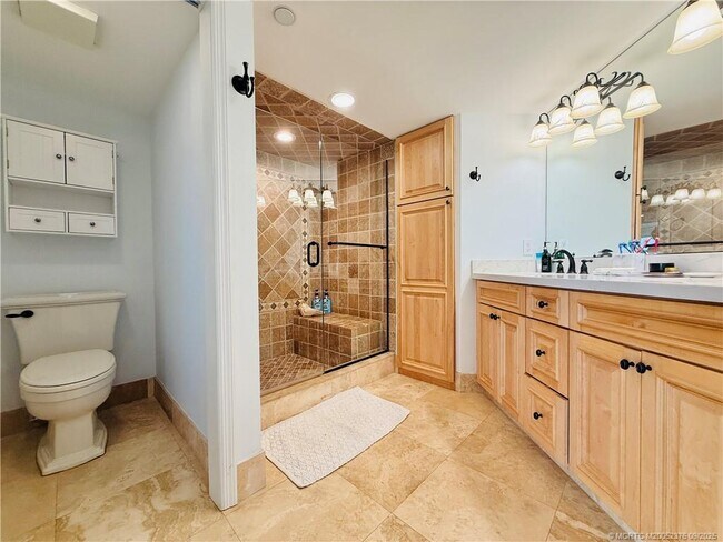 Building Photo - 8800 S Ocean Dr