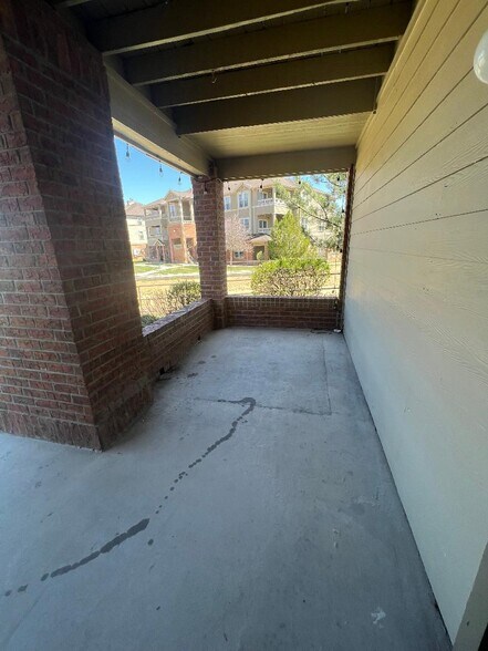 Building Photo - 12924 Ironstone Way