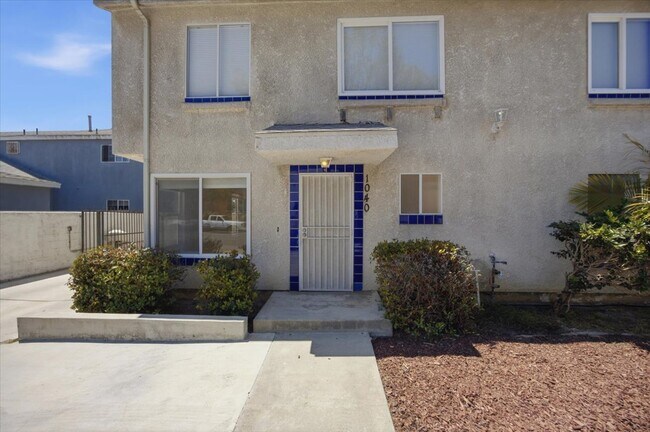 Building Photo - 1040 Gardena