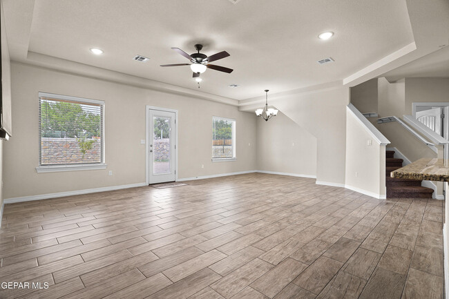 Building Photo - 618 Rafael Marmolejo St