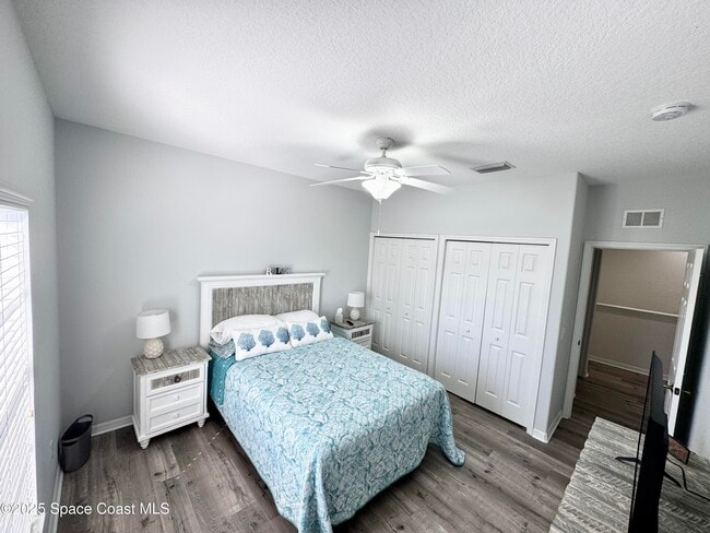 Building Photo - 121 Majestic Bay Ave