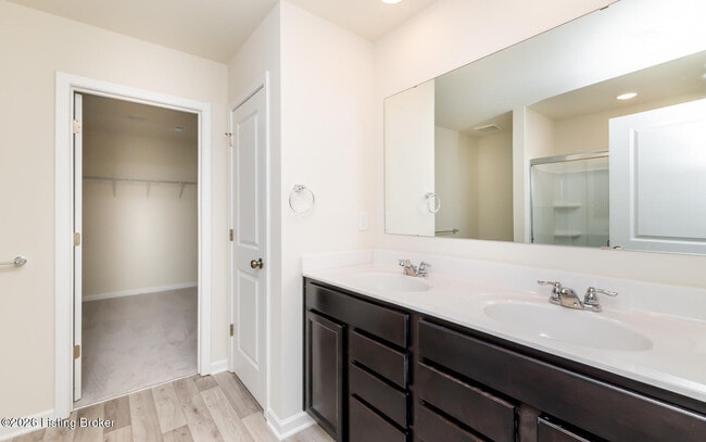 Building Photo - 16903 Aiken Rdg Cir