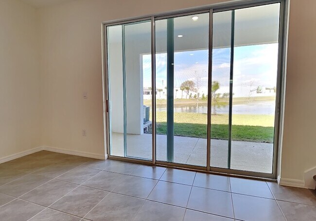 Building Photo - 310 Mangrove Shade Cir