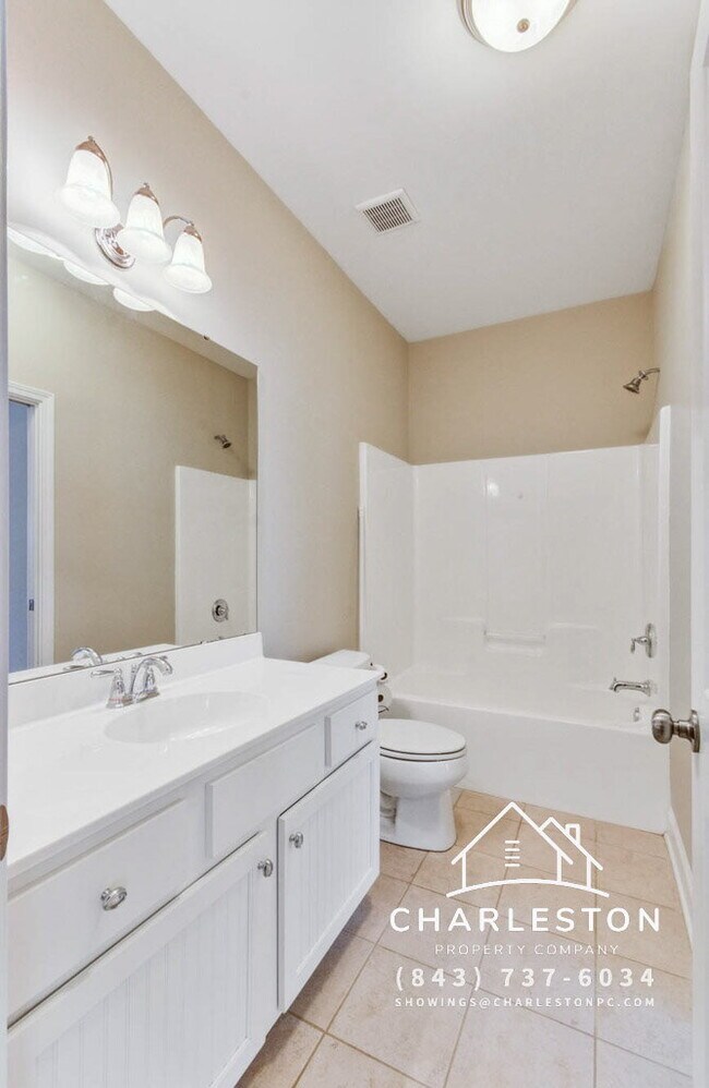 Building Photo - 2005 Kings Gate Ln