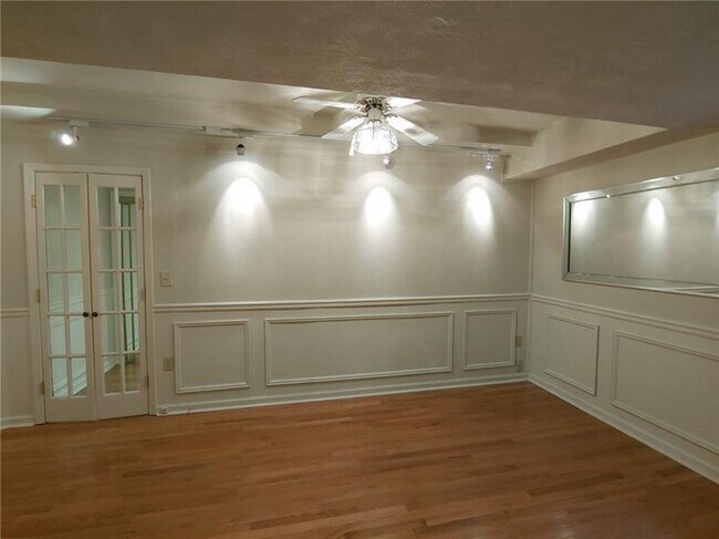 Building Photo - 76 Laurel Forest Cir NE