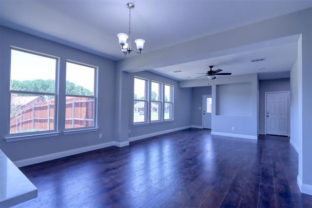 Building Photo - 2813 Belmont Dr