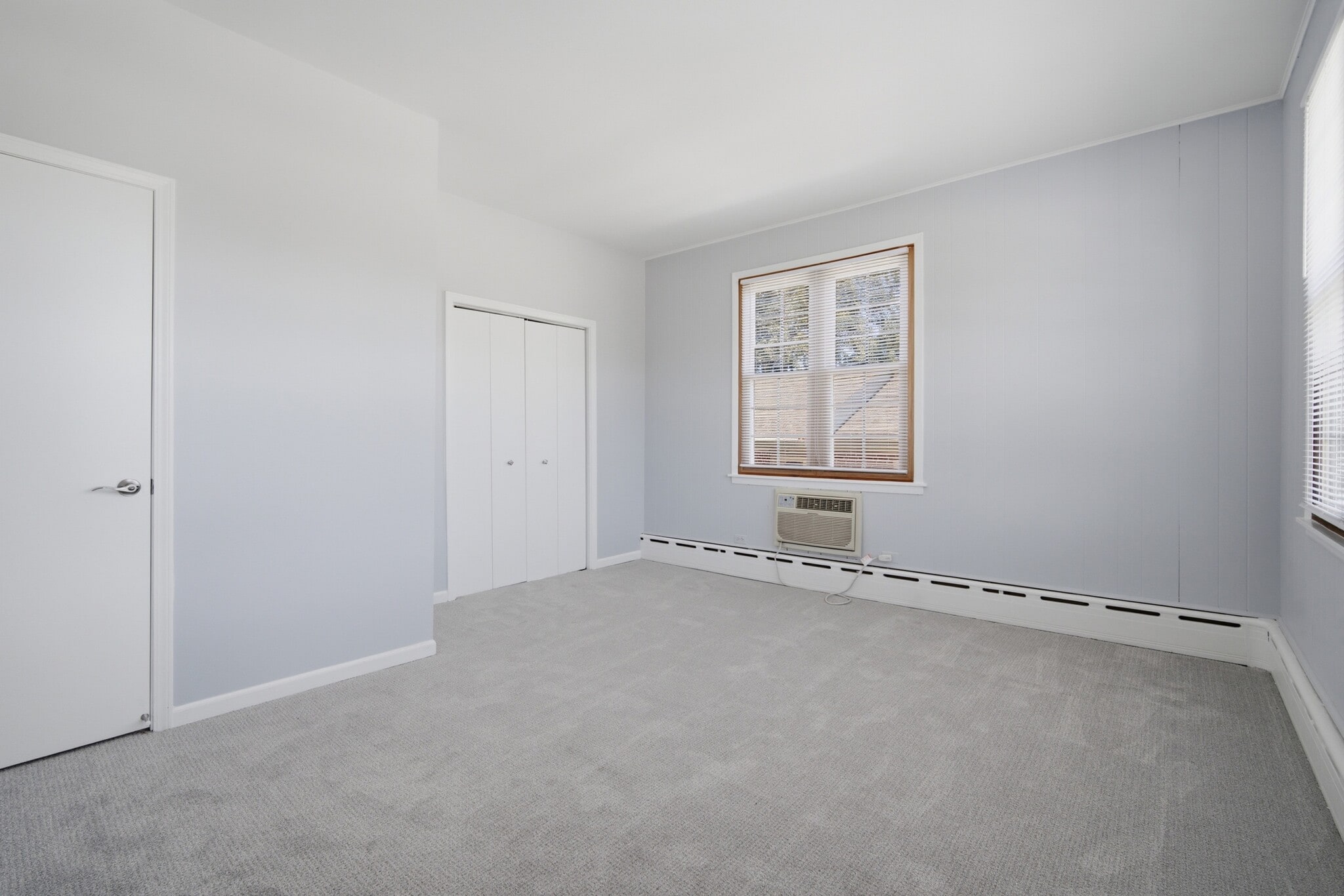 Building Photo - 7314 N Crawford Ave