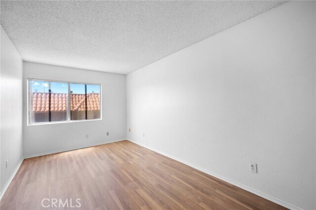 Building Photo - 6716 Sylmar Ave