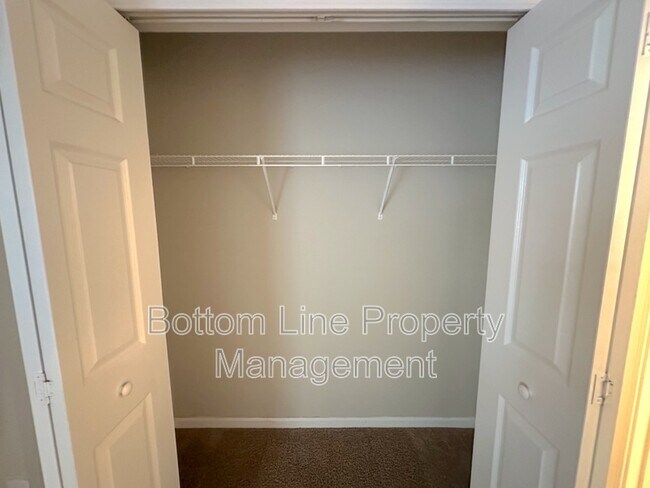 Building Photo - 4249 Orange Tree Ct