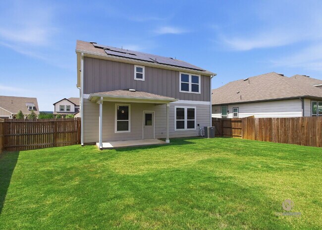 Building Photo - Welcome to this beautifully maintained 2022-built home in the Davis Ranch community!
