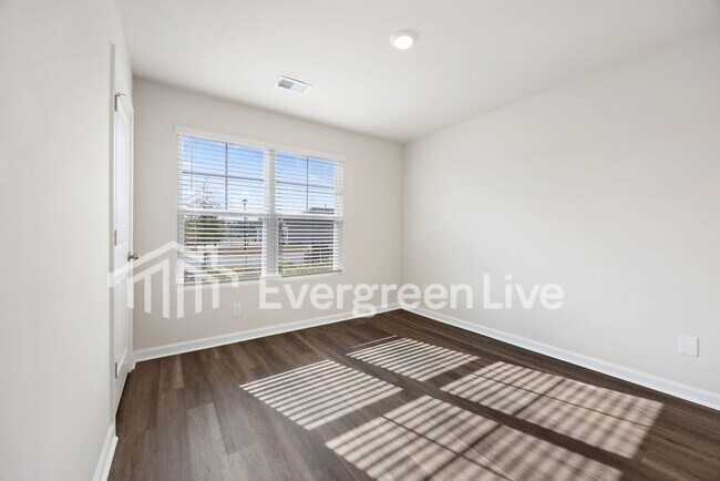 Building Photo - coming soon