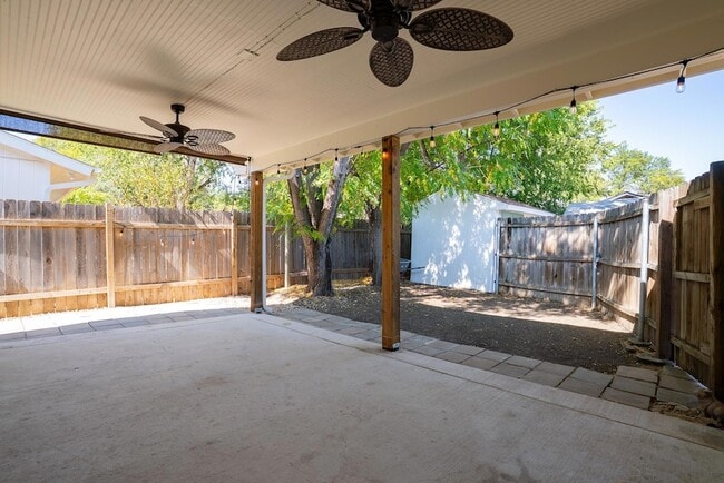 Building Photo - 5765 Palo Blanco Ln