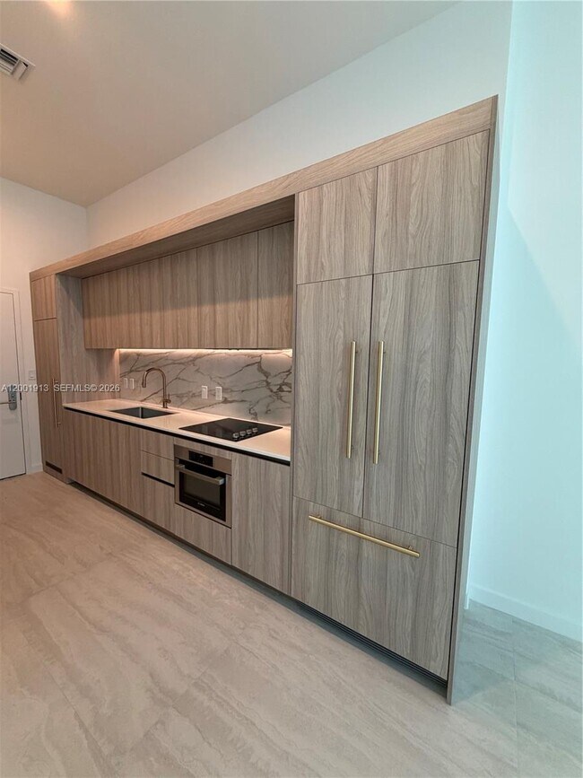 Building Photo - 77 SE 5th St