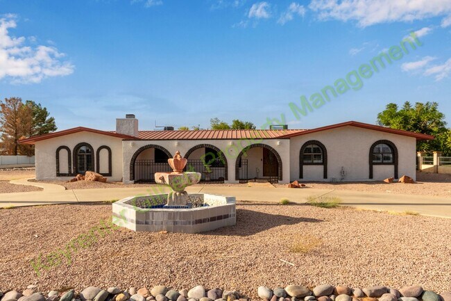 Building Photo - Beautiful Gilbert Home with Shared Pool — Perfect Location & Modern Upgrades!